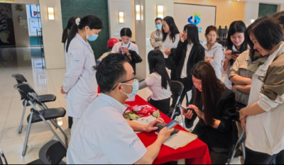 把脈問(wèn)診送健康，暖心服務(wù)進(jìn)企業(yè)——合肥高科攜手廣瑞醫(yī)療開(kāi)展“健康進(jìn)企業(yè)”義診活動(dòng)